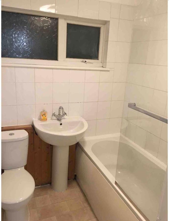 Eastbourne Large Double Room With Wifi & Kitchen ポールゲート エクステリア 写真